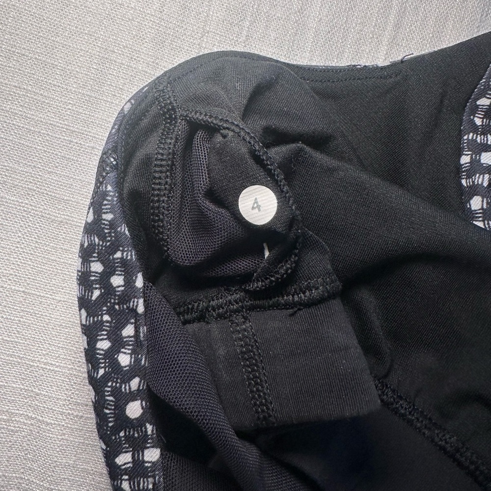 Lululemon Enhearten Tank Millie Mesh Black and White - Picture 4 of 5